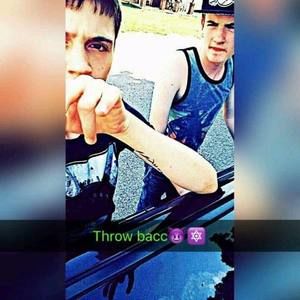 Meet your Posher, Casey